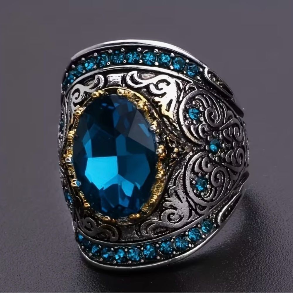 💙 Unique Elegant Silver Ring with Blue Gemstone& Handcrafted Detail 💙